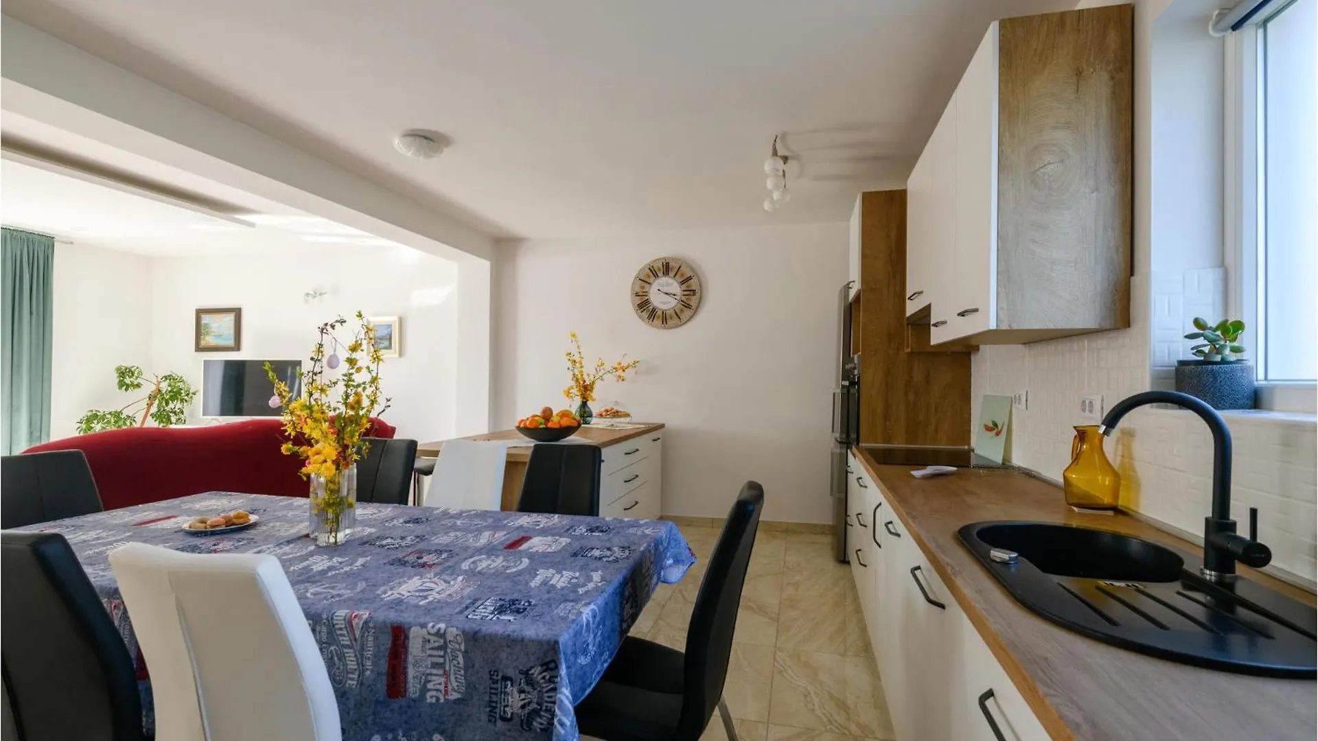 Stunning Home In Fradelani With Wifi Sivati 0*,  Croatia