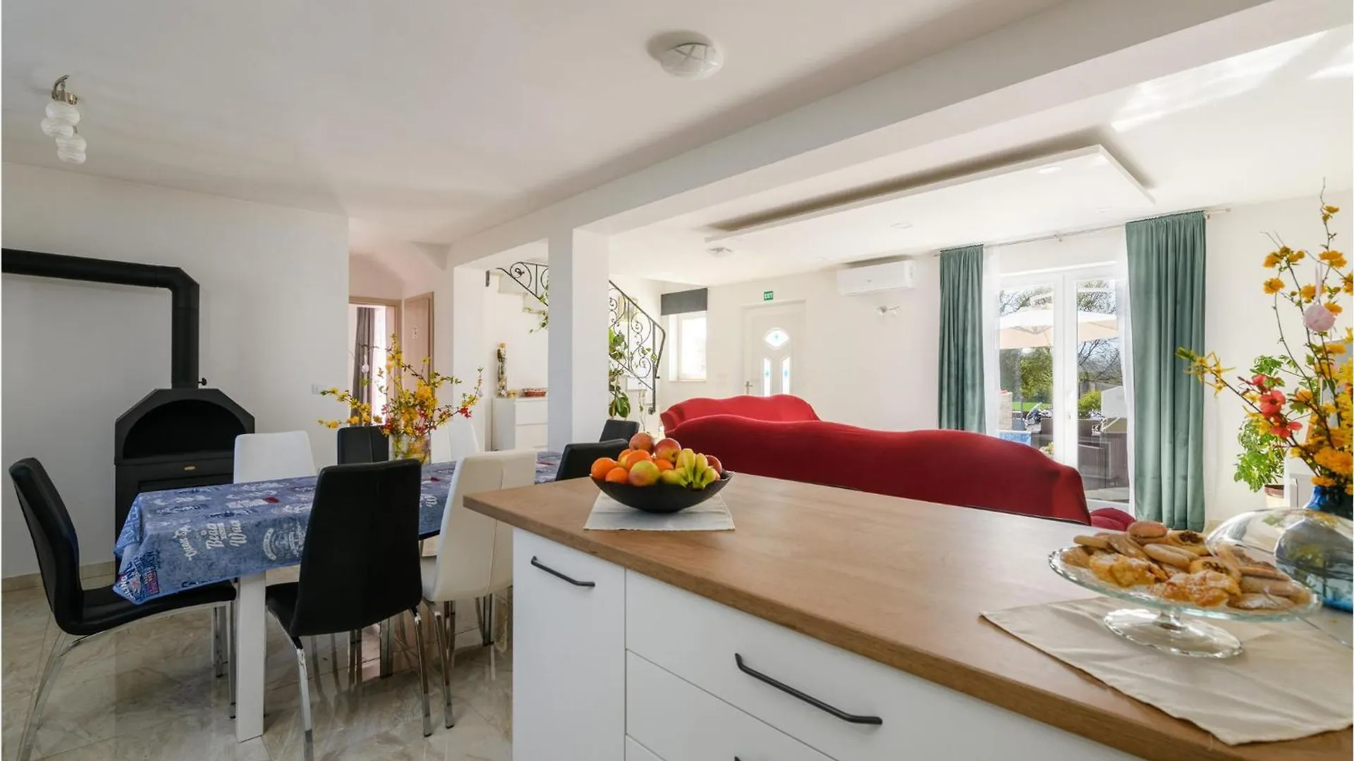 Stunning Home In Fradelani With Wifi Sivati Holiday home