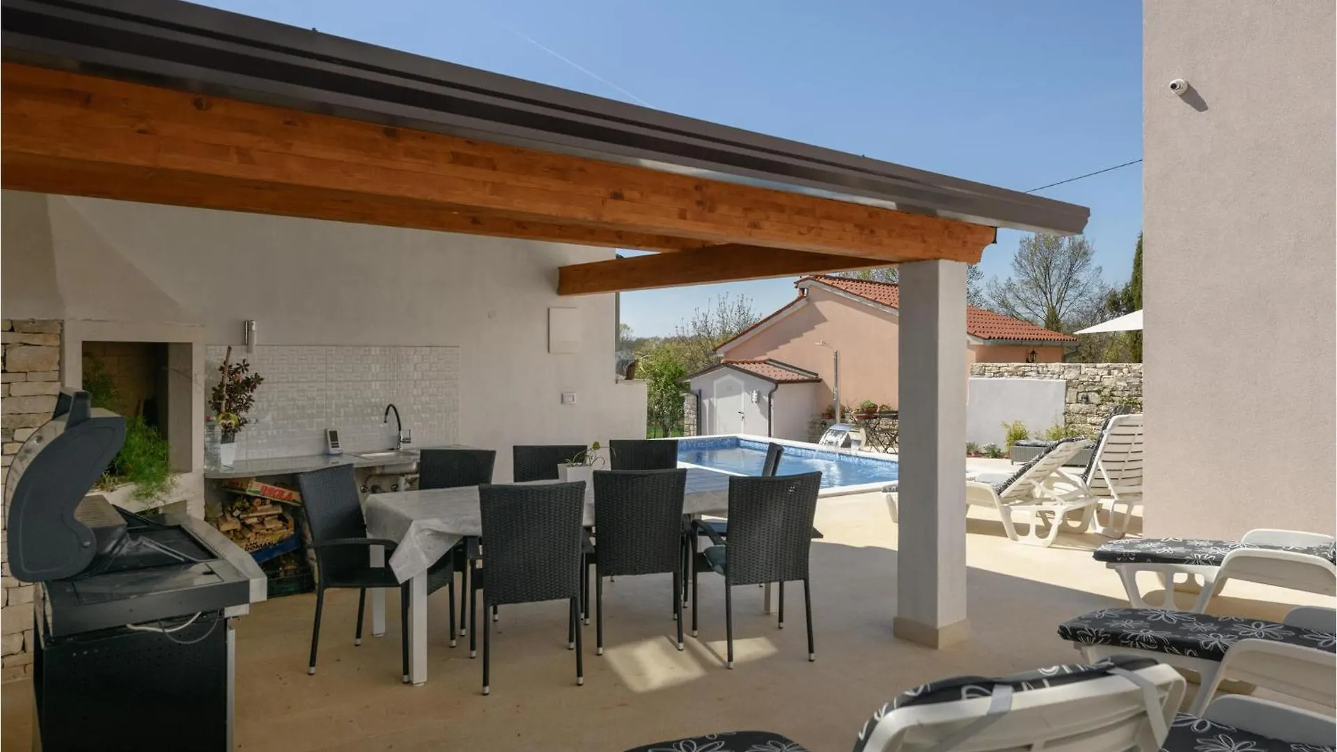 Stunning Home In Fradelani With Wifi Sivati 0*,  Croatia