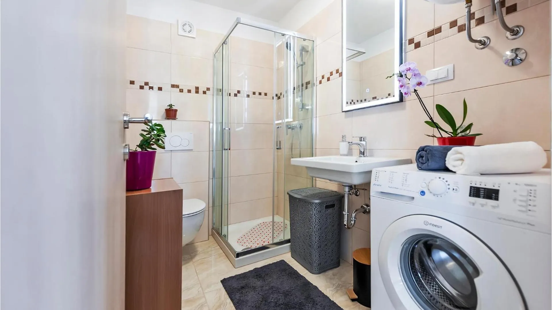 Stunning Home In Fradelani With Wifi Sivati 0*,  Croatia